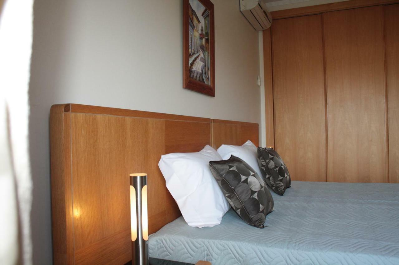 Apartamento Com Piscina Em Albufeira, Corcovada Esterno foto
